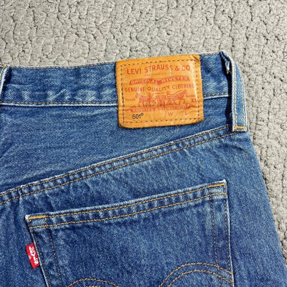 Levis‎ Premium 501 Skinny Jeans Mens 28 Blue Medium Wash Big E Button Fly Poland - Picture 6 of 16